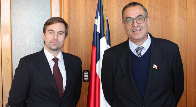 Gobernador Andrés Llorente recibió la visita del nuevo Director Regional Metropolitano de FOSIS